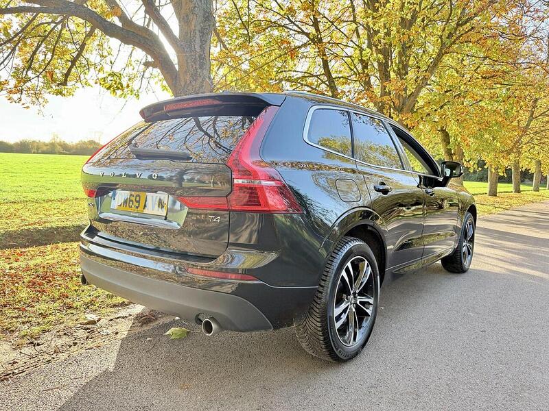Used Volvo XC60 2020 for sale - 76863548: Photo 9