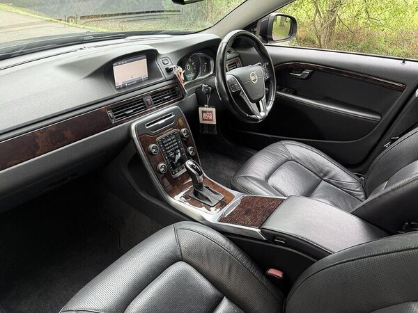 Used Volvo V70 for sale - 73386776: Photo 13