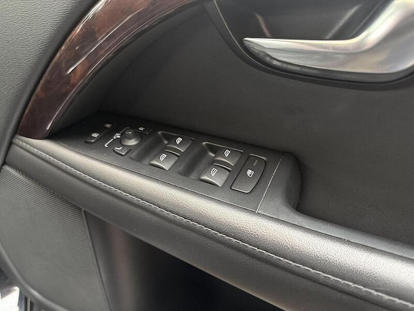 Used Volvo V70 for sale - 73386776: Photo 36