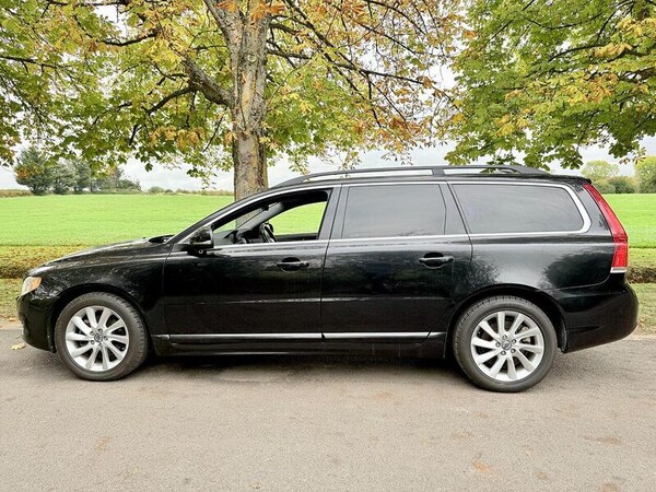 Used Volvo V70 for sale - 73386776: Photo 6