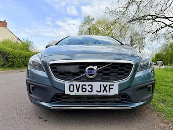 Used Volvo V40 Cross Country 2013 for sale - 78710732: Photo