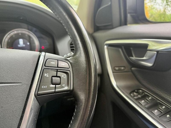Used Volvo XC60 for sale - 73386768: Photo 19