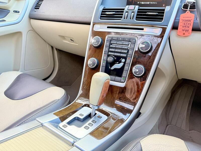 Used Volvo XC60 for sale - 77370298: Photo 16