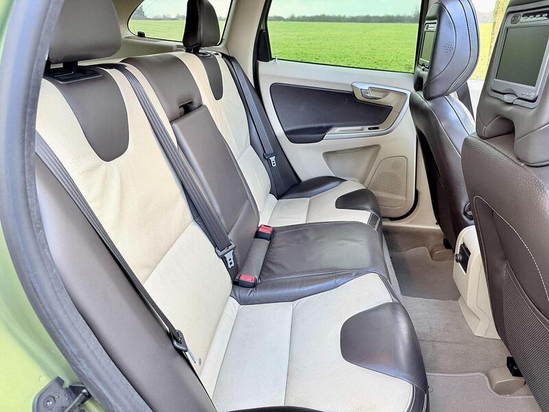 Used Volvo XC60 for sale - 77370298: Photo 21