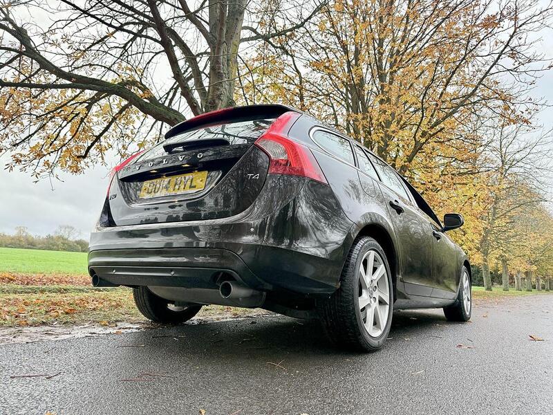 Used Volvo V60 2025 for sale - 76450365: Photo 11