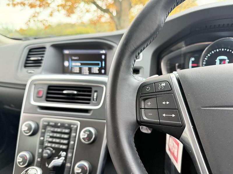 Used Volvo V60 2025 for sale - 76450365: Photo 25