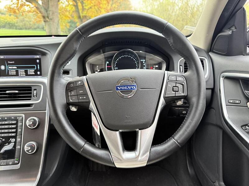 Used Volvo V60 2025 for sale - 76450365: Photo 35