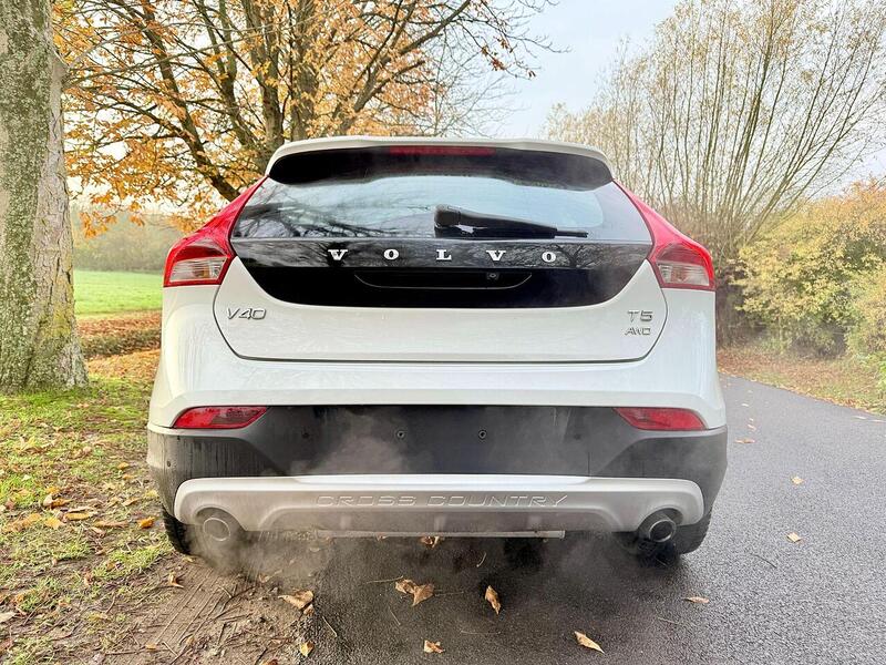 Used Volvo V40 Cross Country for sale - 76863535: Photo 12