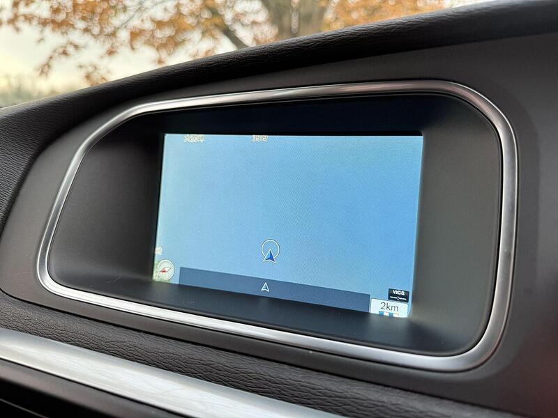 Used Volvo V40 Cross Country for sale - 76863535: Photo 29