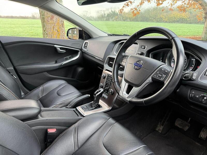 Used Volvo V40 Cross Country for sale - 76863535: Photo 46