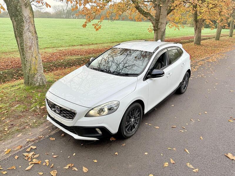 Used Volvo V40 Cross Country for sale - 76863535: Photo 8