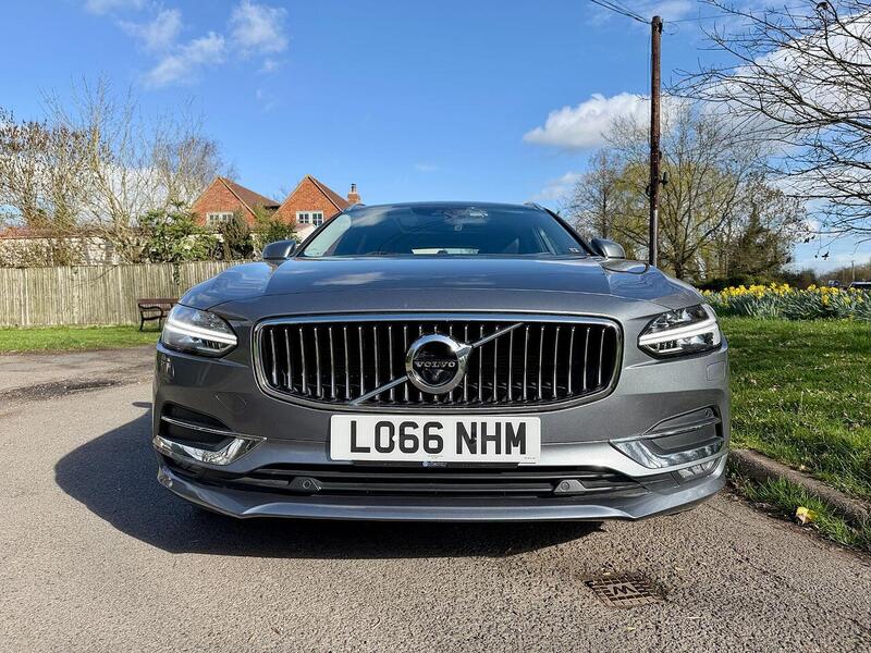 Used Volvo V90 2016 for sale - 77998383: Photo 2