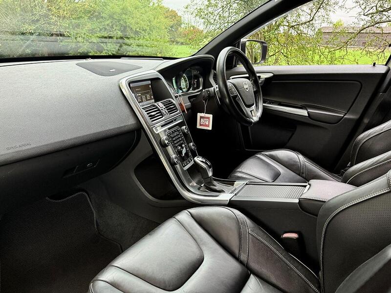 Used Volvo XC60 for sale - 76778025: Photo 12