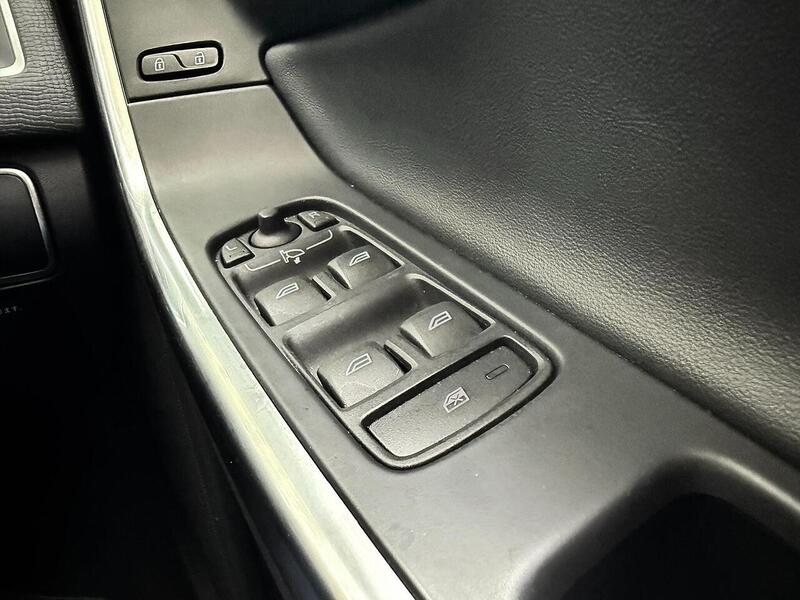 Used Volvo XC60 for sale - 76778025: Photo 23