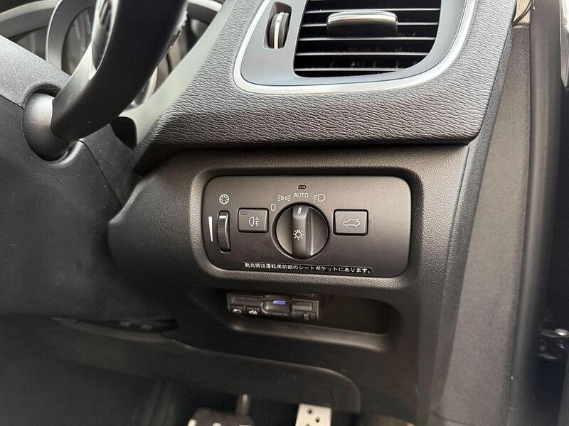 Used Volvo V40 for sale - 76663660: Photo 19