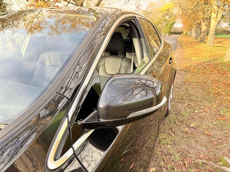 Used Volvo V40 for sale - 76663660: Photo 29