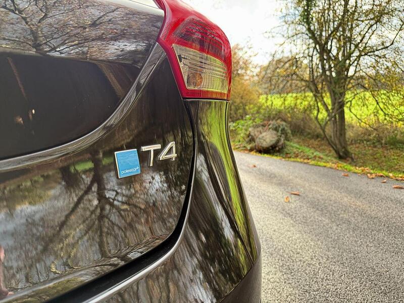 Used Volvo V40 for sale - 76663660: Photo 39