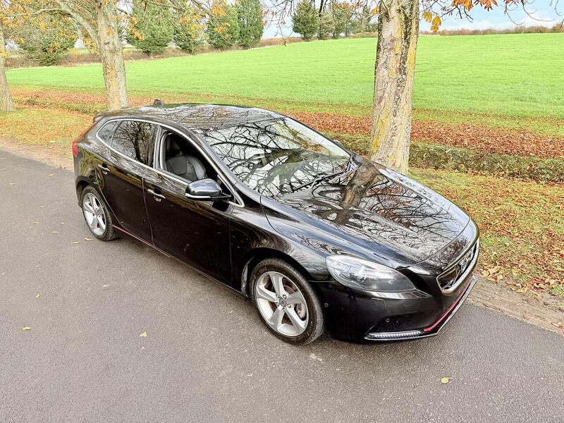Used Volvo V40 for sale - 76663660: Photo 6