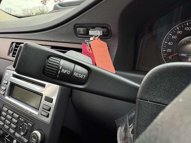 Used Volvo V70 for sale - 76510361: Photo 25