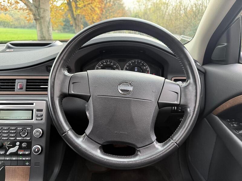 Used Volvo V70 for sale - 76510361: Photo 30