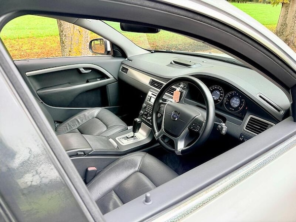 Used Volvo V70 for sale - 76311205: Photo 17