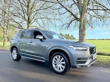 2015 - 2.0 D5 Momentum Geartronic 4WD Euro 6 (s/s) 5dr