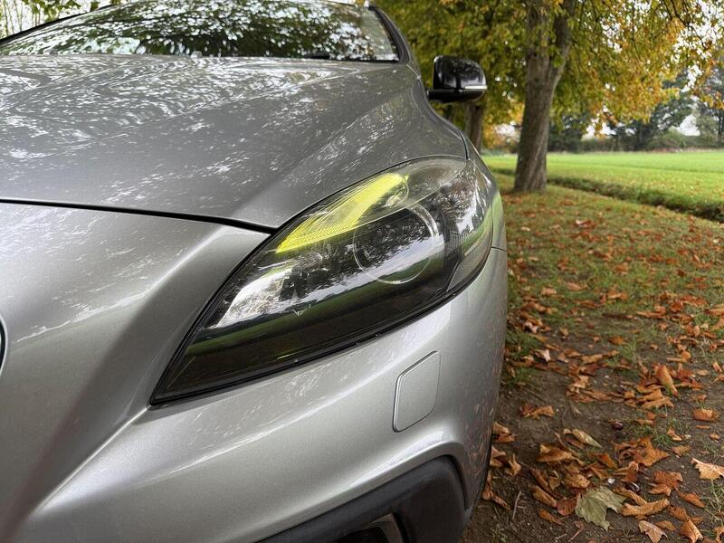 Used Volvo V40 Cross Country for sale - 76582955: Photo 32