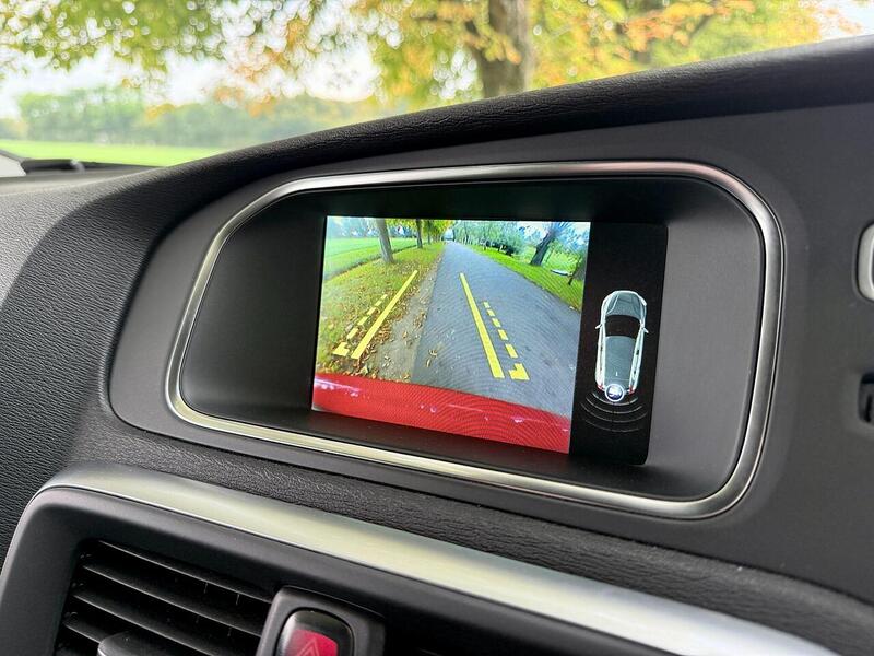 Used Volvo V40 for sale - 76863543: Photo 30