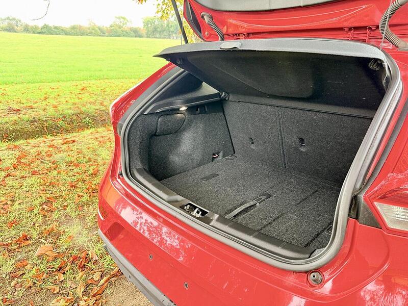 Used Volvo V40 for sale - 76863543: Photo 31