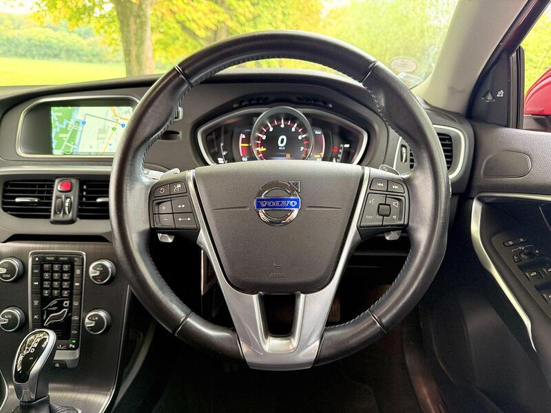 Used Volvo V40 for sale - 76863543: Photo 33