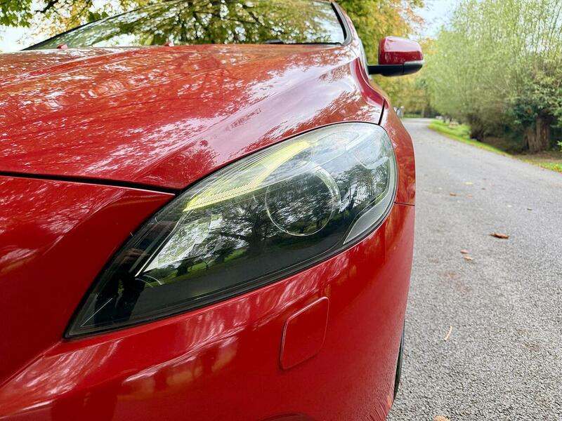 Used Volvo V40 for sale - 76863543: Photo 34