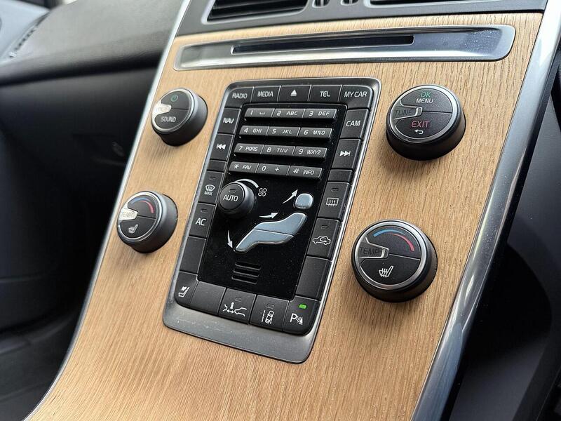 Used Volvo XC60 for sale - 76477901: Photo 17