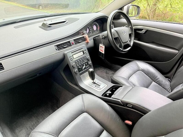 Used Volvo V70 for sale - 73387632: Photo 14