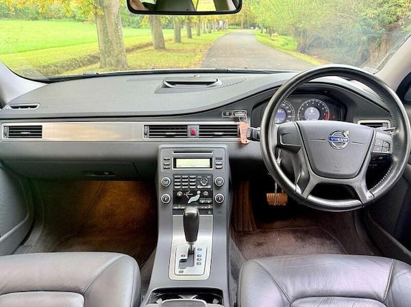 Used Volvo V70 for sale - 73387632: Photo 15