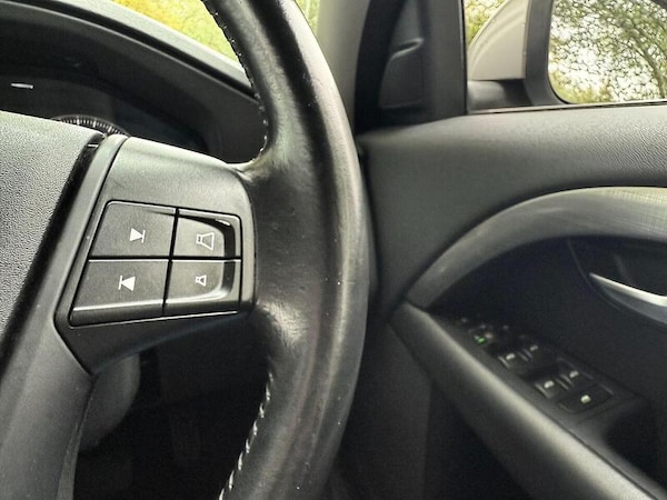 Used Volvo V70 for sale - 73387632: Photo 23