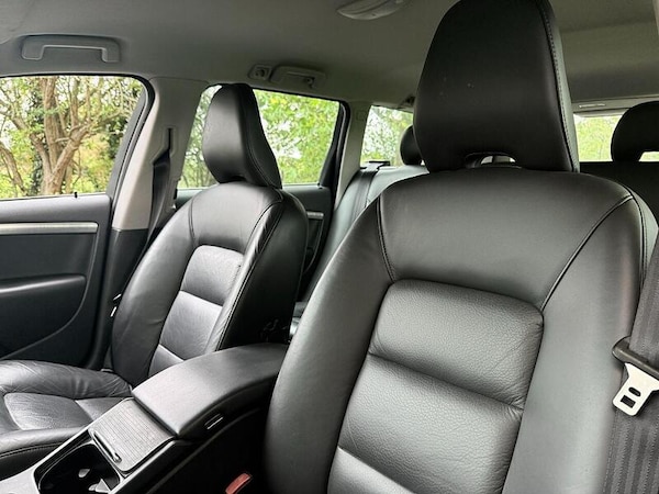Used Volvo V70 for sale - 73387632: Photo 33
