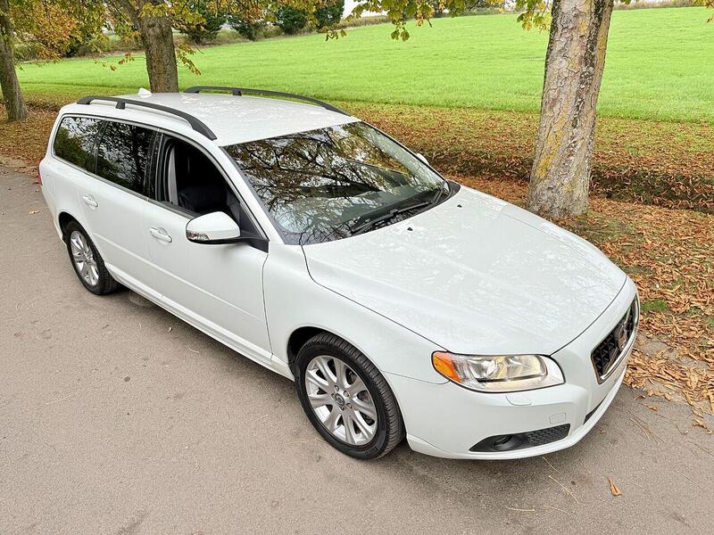 Used Volvo V70 2025 for sale - 77264079: Photo 6