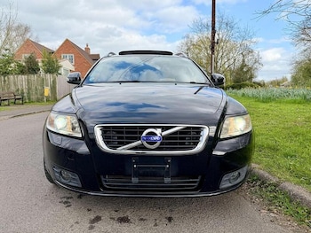 Used Volvo V50 2011 for sale - 78210757: Photo