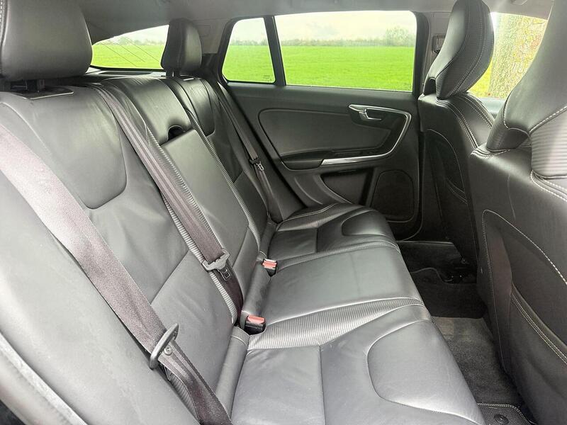 Used Volvo V60 for sale - 76430475: Photo 14