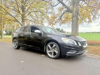 Used Volvo V60 2013 for sale - 76430475: Photo