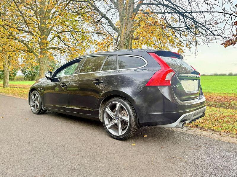 Used Volvo V60 for sale - 76430475: Photo 5