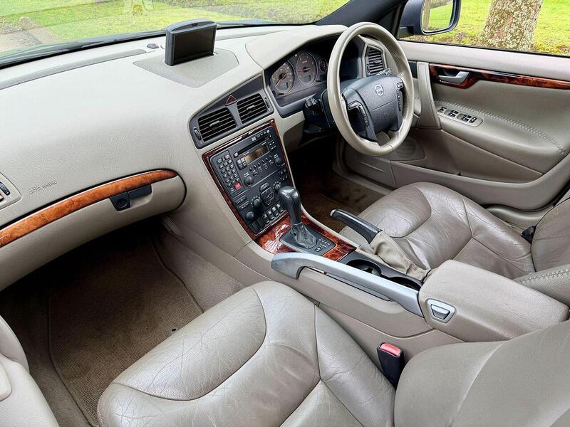 Used Volvo XC70 2005 for sale - 77735203: Photo 17