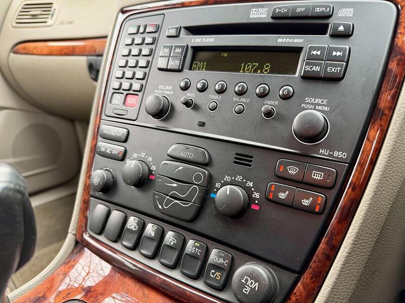 Used Volvo XC70 2005 for sale - 77735203: Photo 18