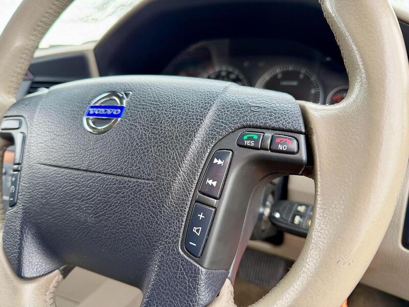 Used Volvo XC70 2005 for sale - 77735203: Photo 25