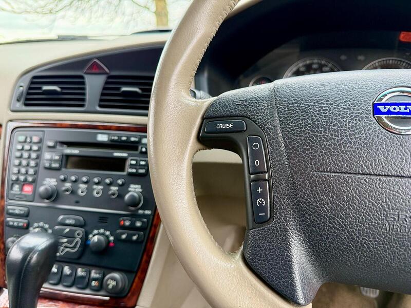 Used Volvo XC70 2005 for sale - 77735203: Photo 26