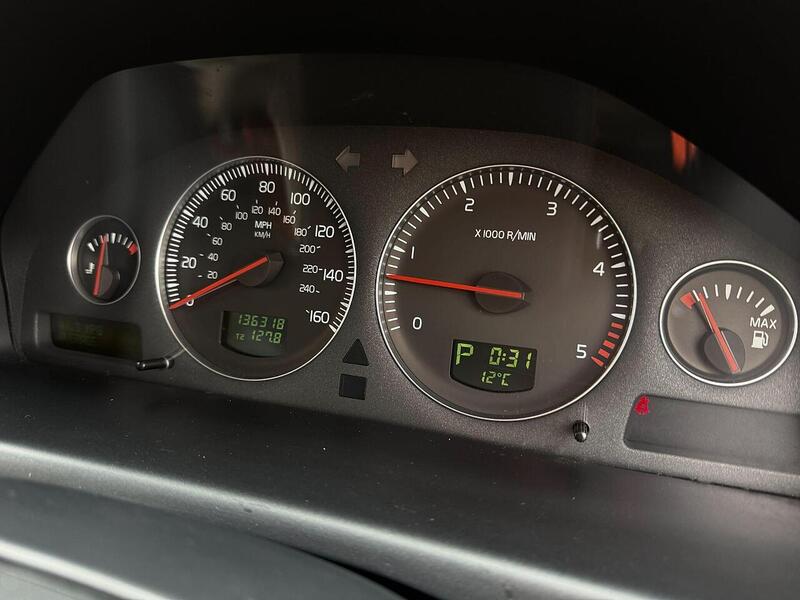 Used Volvo XC70 2005 for sale - 77735203: Photo 33