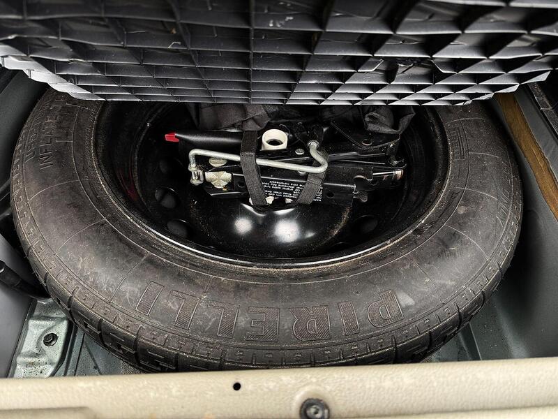 Used Volvo XC70 2005 for sale - 77735203: Photo 41