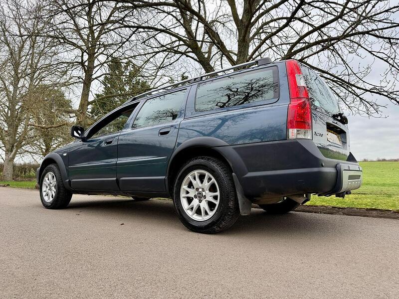 Used Volvo XC70 2005 for sale - 77735203: Photo 9