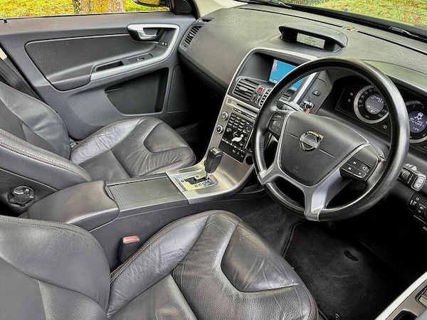 Used Volvo XC60 for sale - 76311196: Photo 48