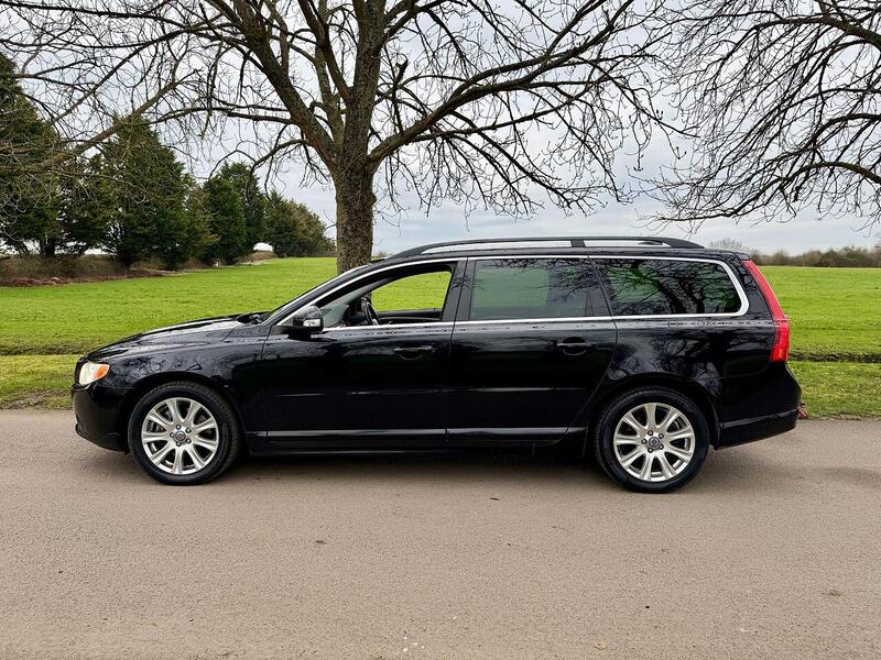 Used Volvo V70 2024 for sale - 77735205: Photo 10